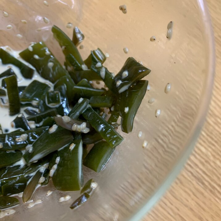 茎わかめの、中華風サラダ